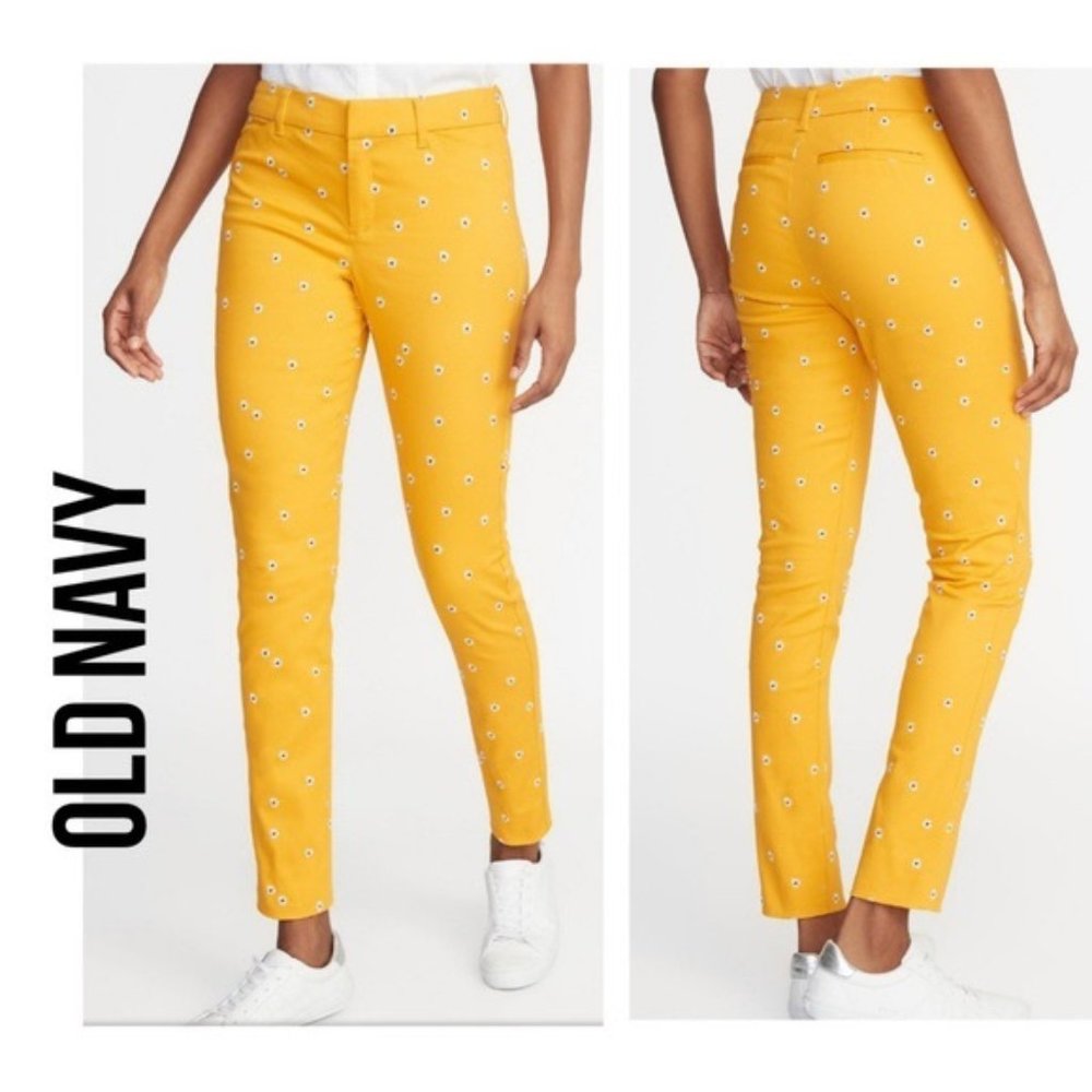 Old Navy Pixie Pants Yellow Daisy size 12